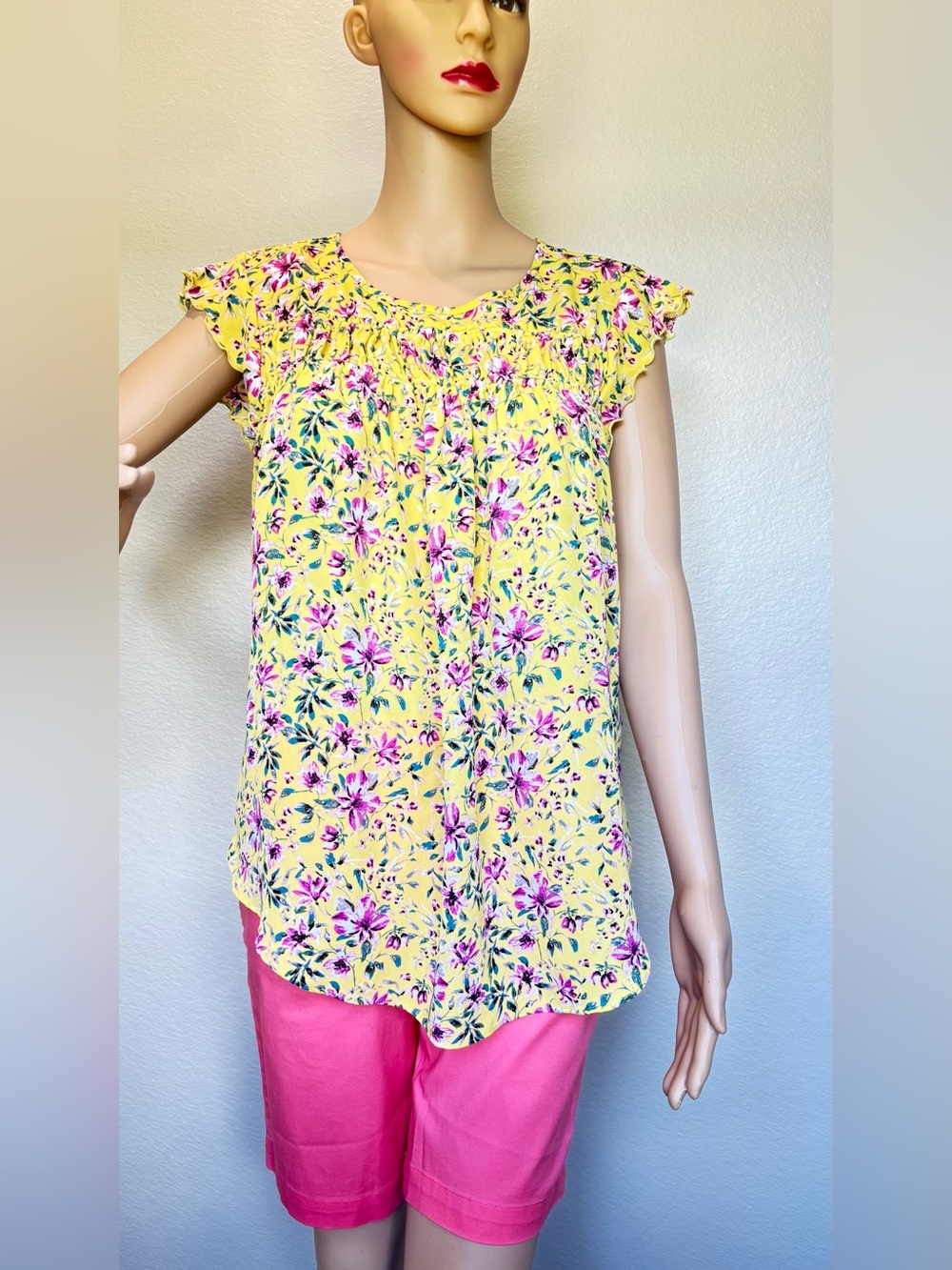 Zac & Rachel Yellow Floral Smocked Cap Sleeve Blouse